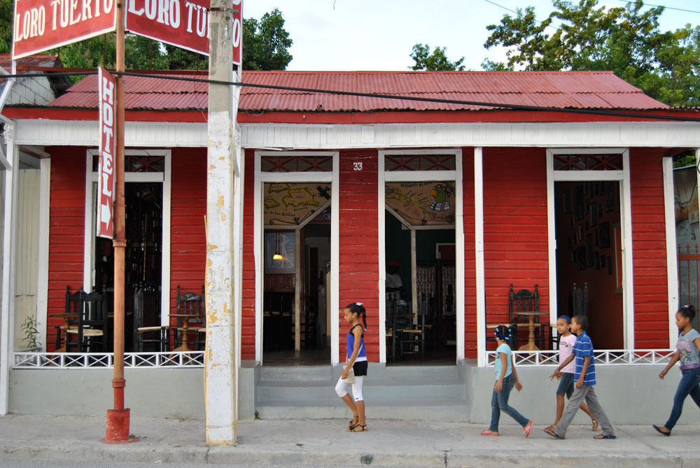 Hotel Loro Tuerto Barahona Luaran gambar