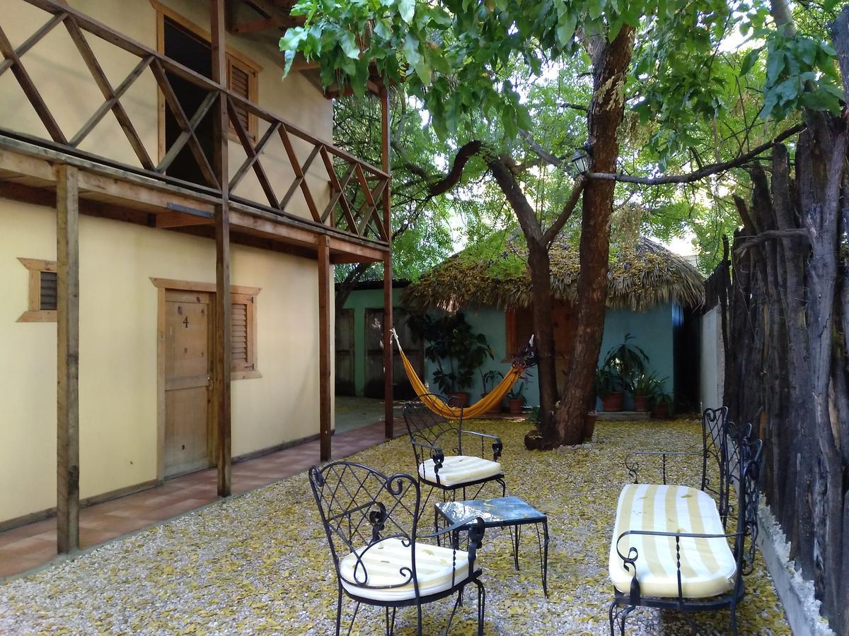 Hotel Loro Tuerto Barahona Luaran gambar